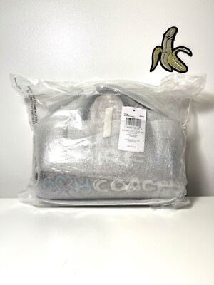 限定コラボCoach X Mint + Serf Lacey Crossbody CM094 New Coach X Mint + Serf Lacey Crossbody Bag In Signature