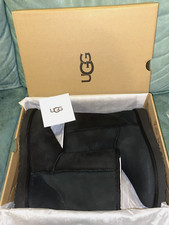 NIB UGG Women's Classic Short II Suede Boot Twinface Sheepskin Size 6 Black