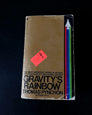 Thomas Pynchon - Gravity's Rainbow - Bantam Books 11th Printing 1984