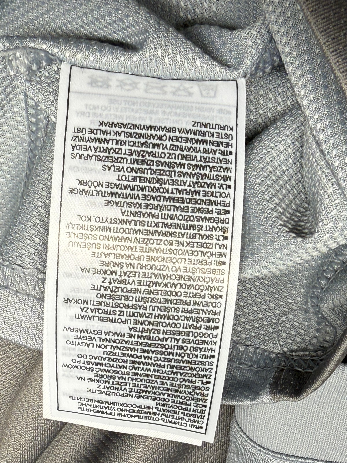 Foto 10 di 12