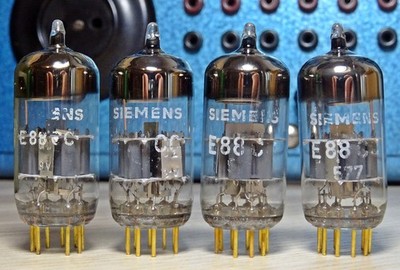 Konvolut 4x Röhre Siemens München E88CC silver shield sehr gut geprüft #1