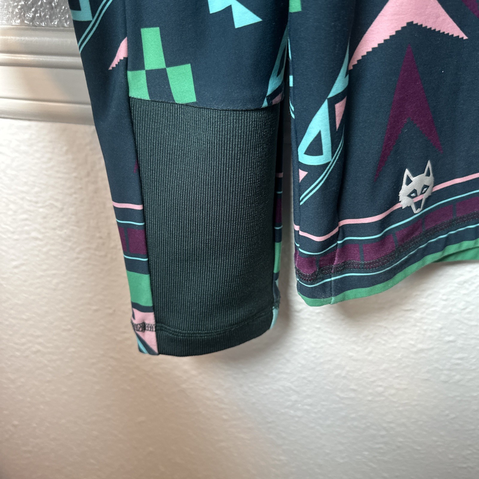 Greyson Golf Pullover Sequoia Ghostwolf Print 1/4… - image 9