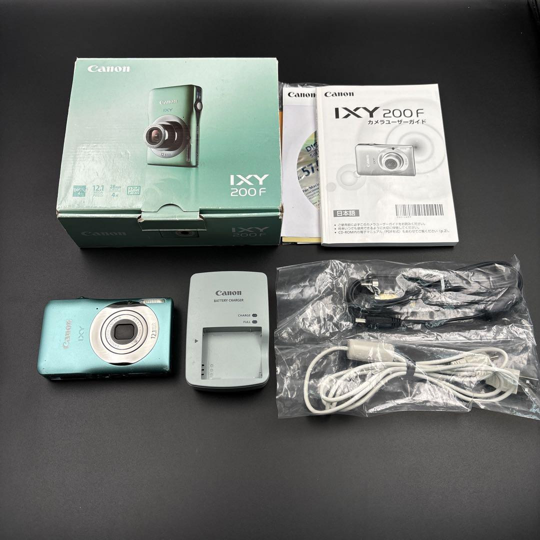 Canon IXY 200F Green Digital Camera with Box & Accessories Canon IXY 200F Green Digital Camera with Box & Accessories