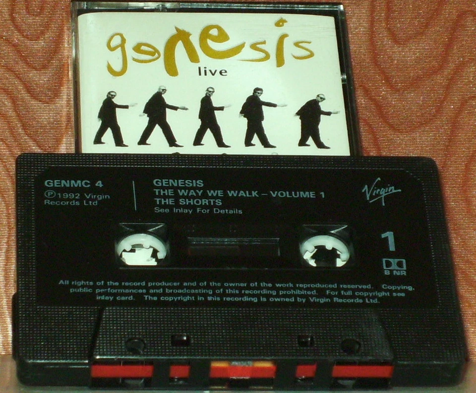 GENESIS LIVE THE WAY WE WALK VOL 1 SHORTS CASSETTE ALBUM POP ROCK PROG ROCK  - Image 2 of 4