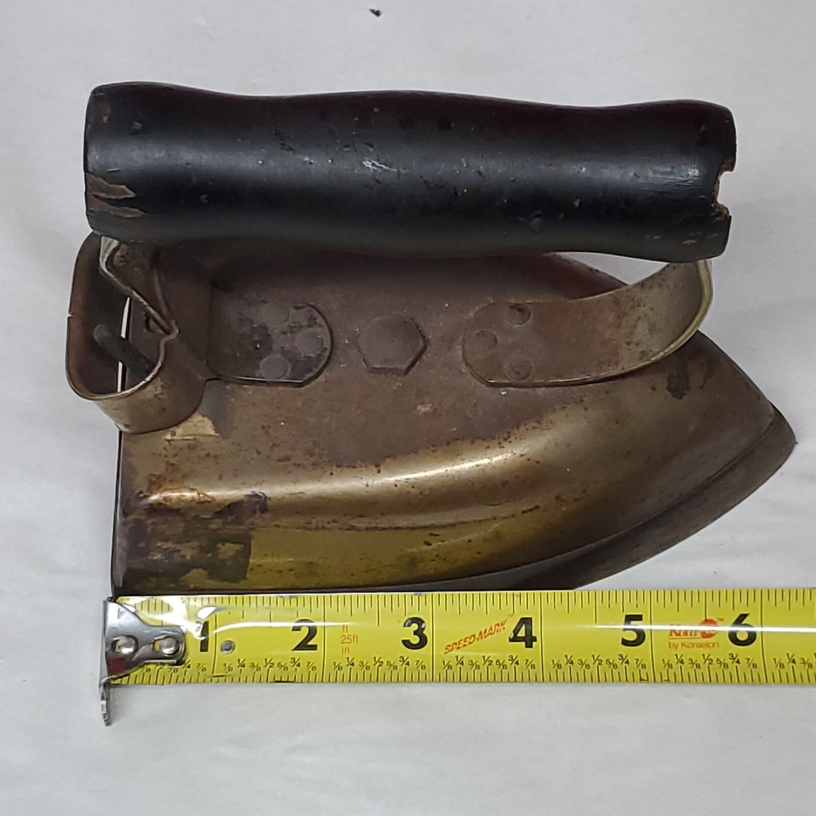 Antique Goldenrod Collectible Vtg Electric Clothes Iron Dover Mfg Company Ohio