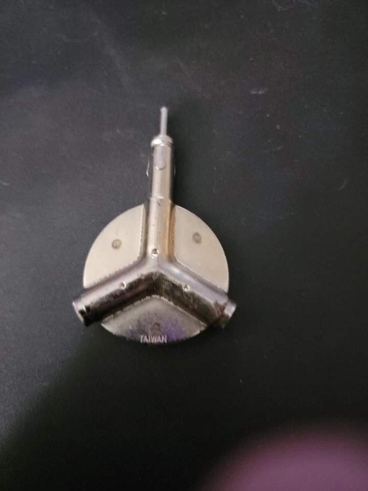 Car Automobile AM/FM FM Only Antenna Splitter  - Image 3 of 4