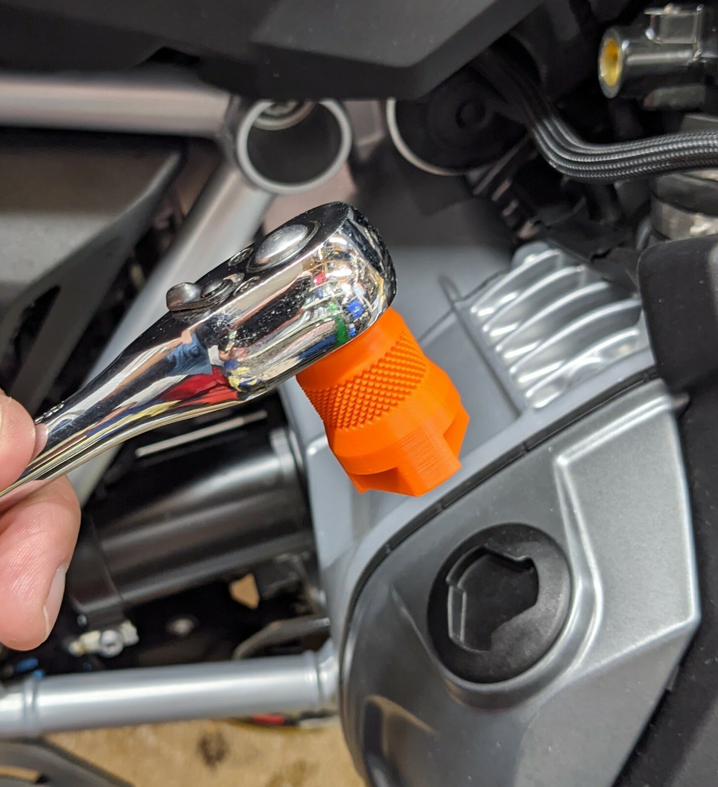 Oil Filler Cap Removal Tool, 3/8 inch Socket Style, for most BMW boxer