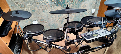 Alesis DM 10 MK II Pro Kit Electronic Drum Set (Excellent Condition)