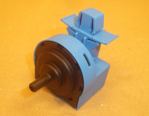 Druckschalter DRUCKWÄCHTER PRESSOSTAT für Indesit IWD71483 Waschmaschine