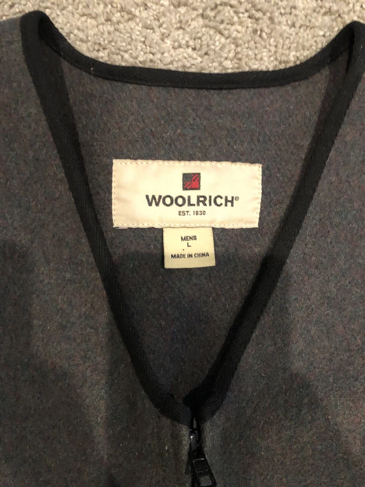 Woolrich Wool ZIP Vest /Charcoal Gray Vintage 4 Pockets Men’s Size Large - Image 2 of 4