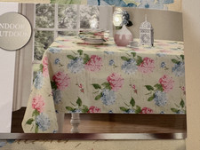 Colordrift Hydrangea Floral Spring Summer indoor/outdoor tablecloth 60 X84 New