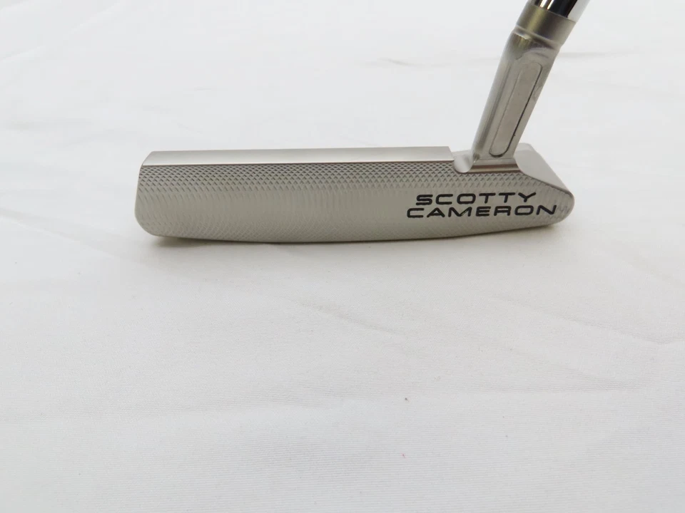Titleist Scotty Cameron Super Select Newport 2.5+ 34" Putter Cameron + HC - Image 2 of 4