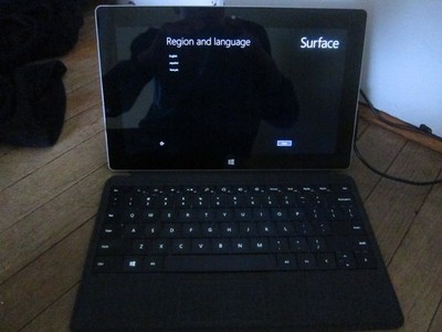 Microsoft Surface 2 32GB, Wi-Fi, - Magnesium (Bad Battery) (includes keyboard)