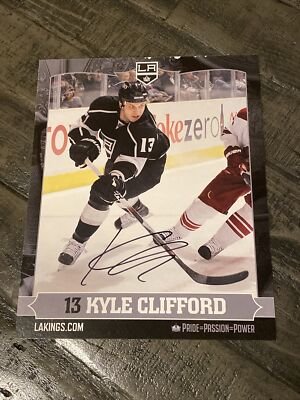 Kyle Clifford #13 Signed 8x10 Los Angeles Kings Hockey Players