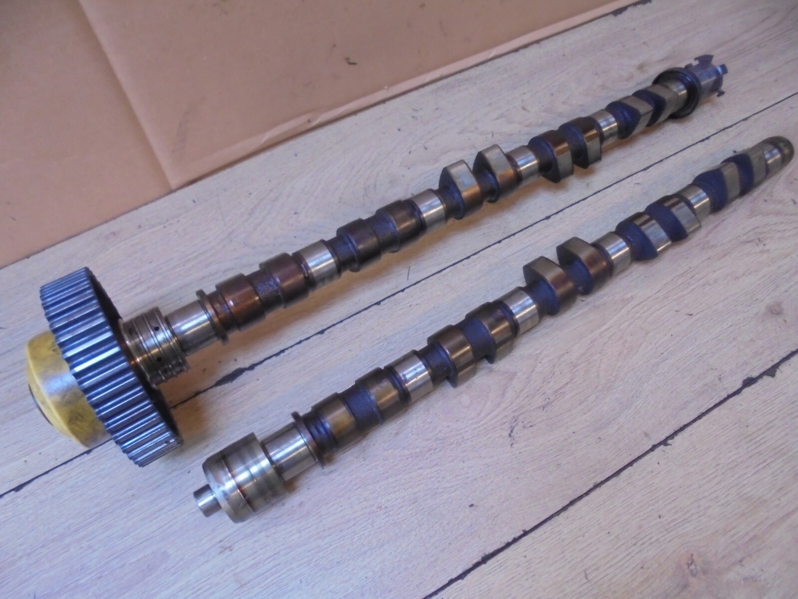 VOLVO V70 2003 MK2 2.4 5CYL B5244S PETROL NON TURBO PAIR OF CAM SHAFTS
