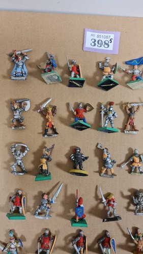 Warhammer Large Classic Collection Metal Oop - Picture 2 of 9