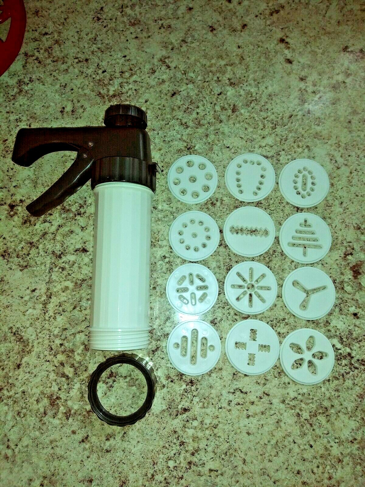 Wilton Spritz Cookie Press Shooter with 12 Cookie Discs EUC eBay
