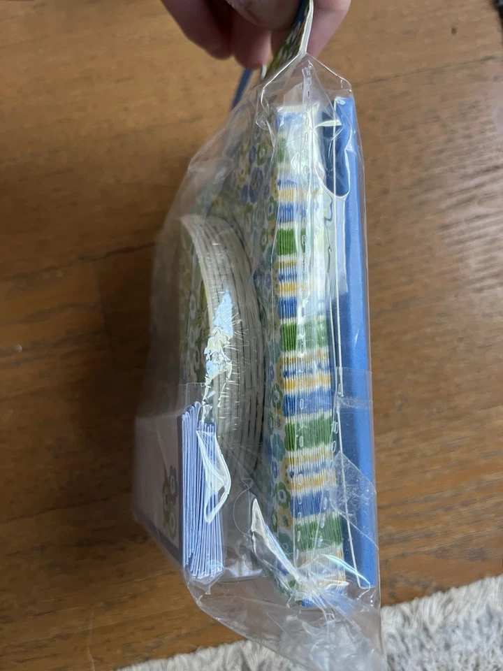 Vera Bradley Happy Hour Set English Meadow - Image 3 of 3