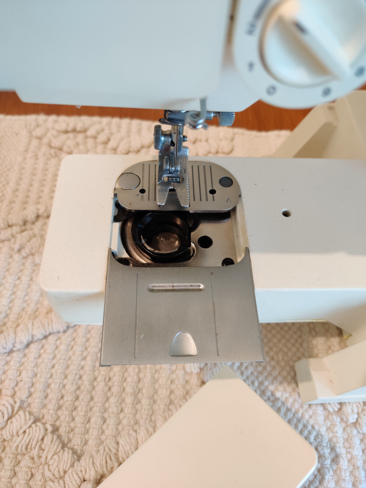 Singer Melodie 50 Free Arm Sewing Machine eBay