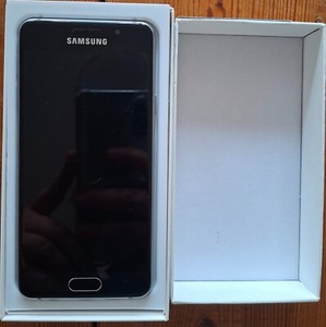 Samsung Galaxy A3 SM-A310 - 16GB - Schwarz (Ohne Simlock) (Single SIM)