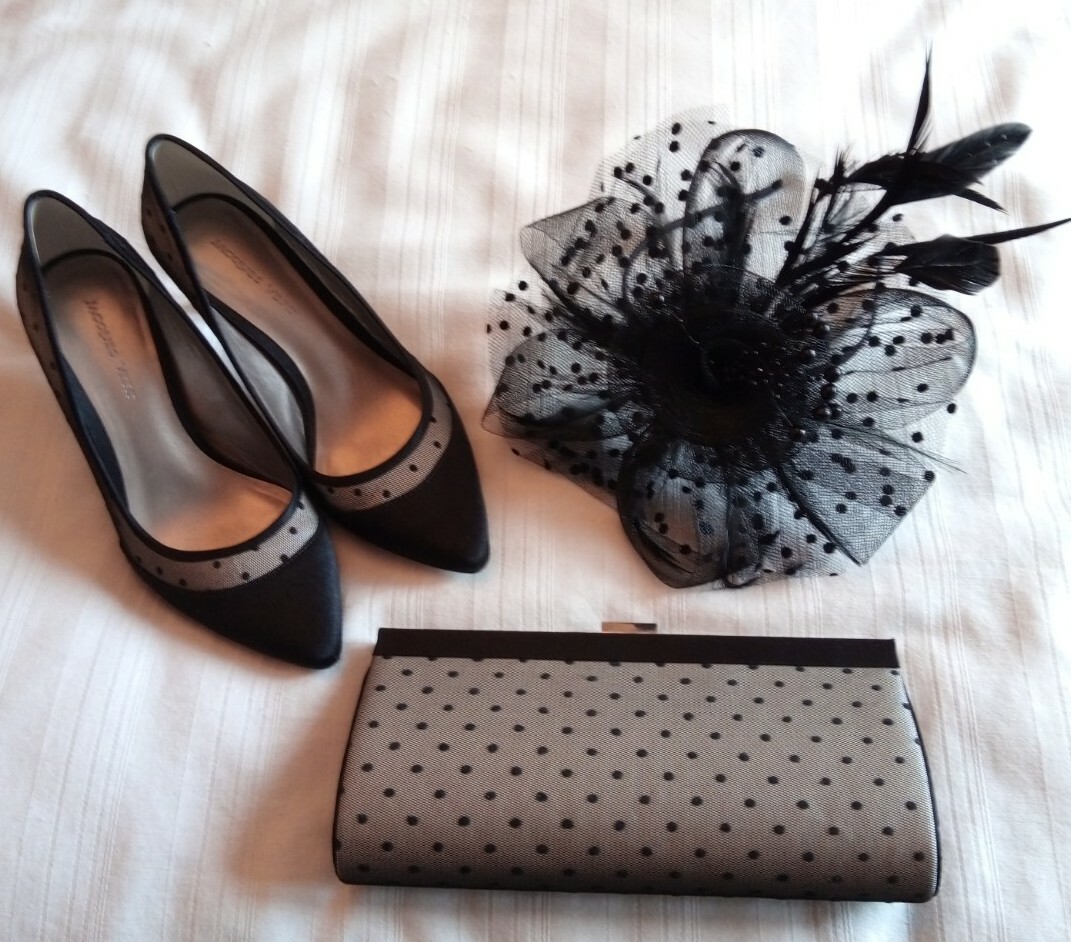 Lovely KALIKO grey lace dress (size 10) & shawl *shoes/bag/fascinator