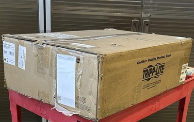 Tripp Lite SU3000LCD2UHV 3000VA 2U UPS Smart Online 208/240V Rackmount USED