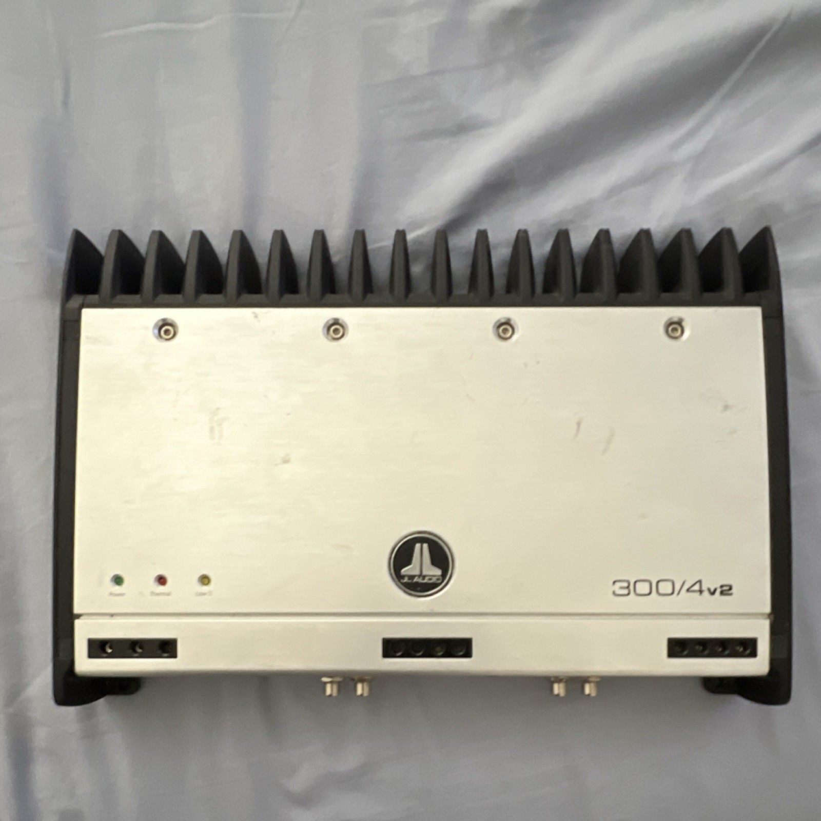 JL Audio 300/4v2 Full-Range Four-Channel Car Audio Amplifier