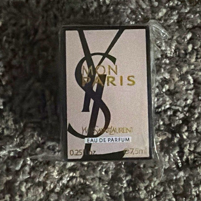 Yves Saint Laurent Mon Paris Eau de Parfum Miniature 0.25 fl oz / 7.5 ml