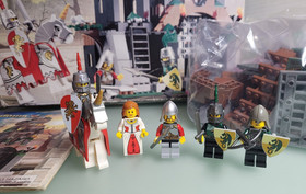 LEGO 7947 Kingdoms Prison Tower Rescue Box Manual Retired Castle 98% Complete