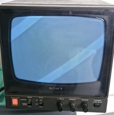 SONY 8" VIDEO MONITOR MODEL PVM-91 - Read Description