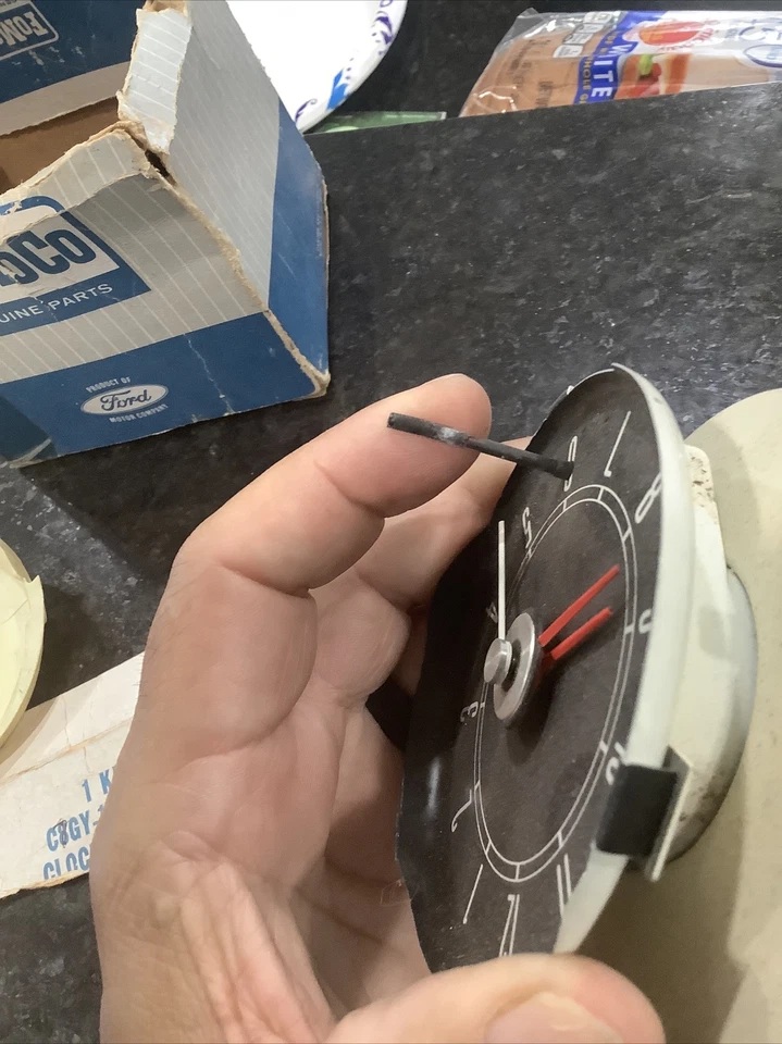 Reloj Mercury Cyclone Comet 1967 C7GY-15A000-A Foto 4 de 4