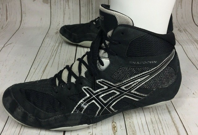 wide wrestling shoes