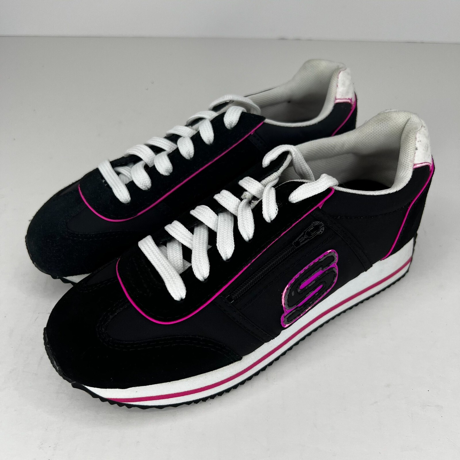 Skechers Active Womens 21594  Black Pink Low Top Lace Up Size 6 Comfort Shoes