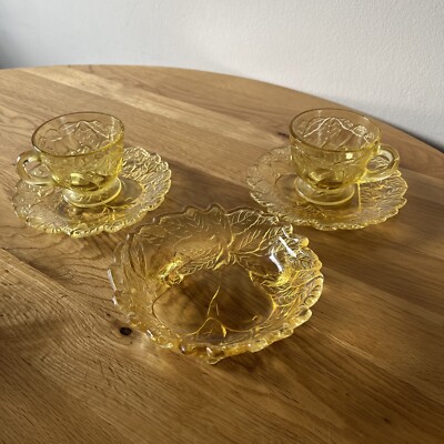 Vintage Indiana Glas Tiara süße Birne ~ gelbe Nebel Tasse & Untertasse x2 & Süßigkeiten Geschirr