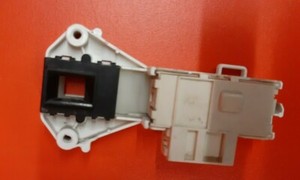 Waschmaschine INDESIT W123S UK Türschloss