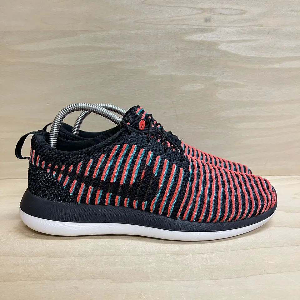 Dempsey Pedir prestado zona Nike Mens Roshe Two Flyknit Crimson Black Running Shoes 844833-003 Size 8.5  | eBay