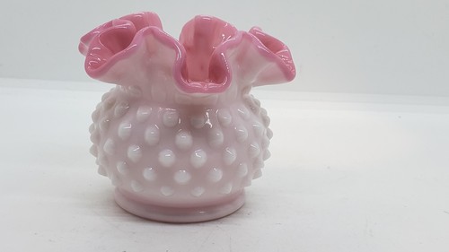 Vintage Fenton Hobnail Ruffle Vase 4" Art Glass Opalescent White, Pink Interior - Picture 7 of 13