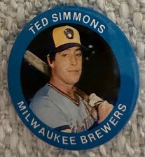 1984 Fun Foods #124 Ted Simmons Milwaukee Brewers MLB button pin