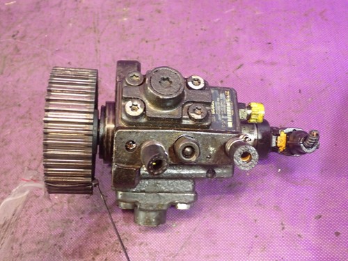 OPEL VECTRA C 02-05 1.9 EINSPRITZPUMPE 0055193731 0445010097 / ST 69399 - Bild 1 von 10