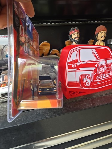 M2 Scheels Exclusive 1973 Chevy Cheyenne Super 30 - Picture 3 of 4