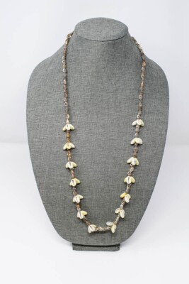 Vintage Shell Necklace Small Cowries mini Conch Shells beach Mermaidcore surf