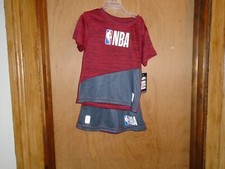 NBA Boys 2 Piece Short Shirt Set Youth Size Medium 5-6 Red/Gray NWT