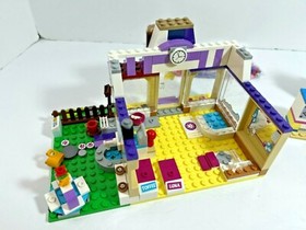LEGO Friends LOT: Olivia's Cupcake Cafe 41366 + Heartlake Puppy Daycare 41124