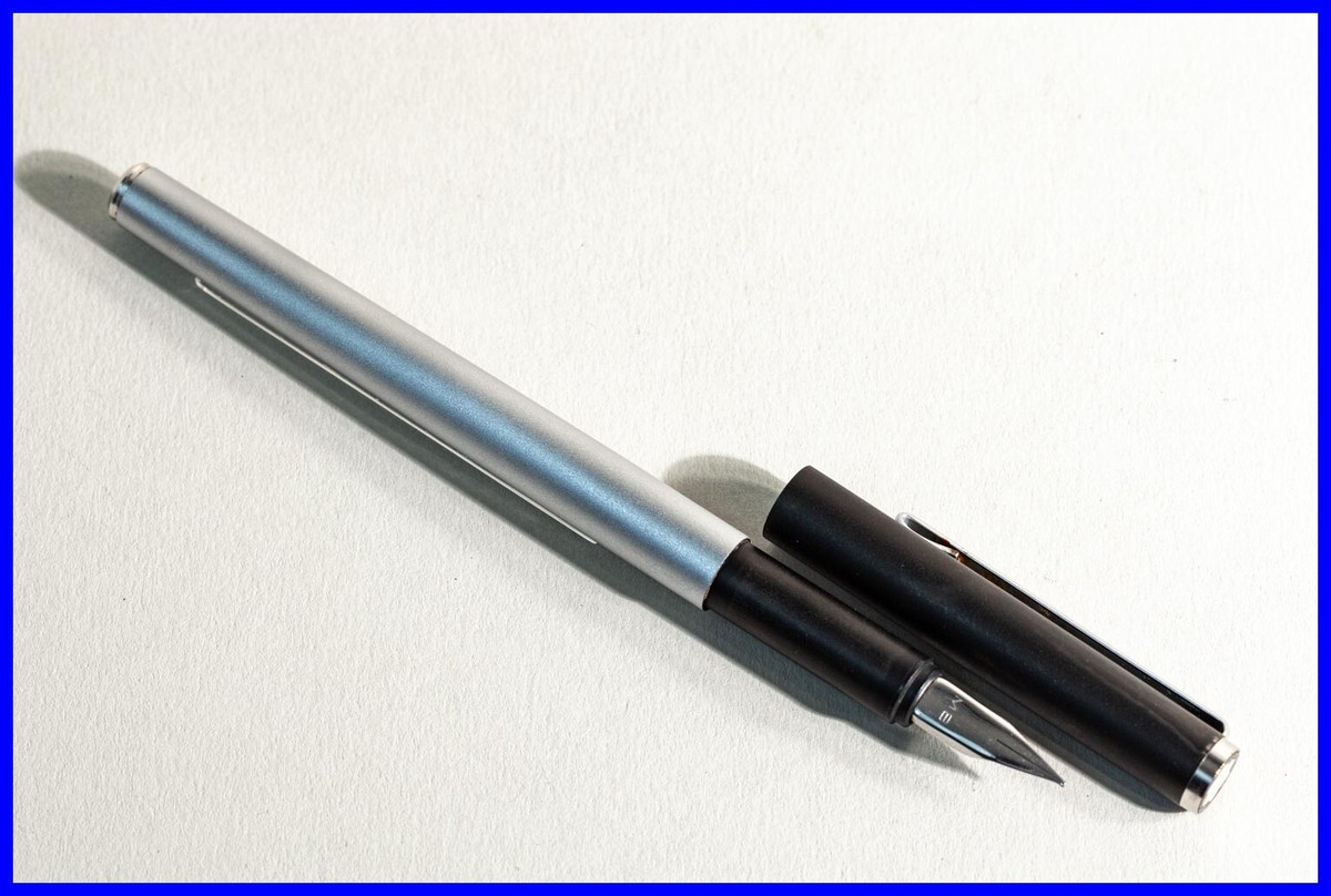 MONTBLANC NOBLESSE 1120 Patronenfüller in stahl & schwarz mit