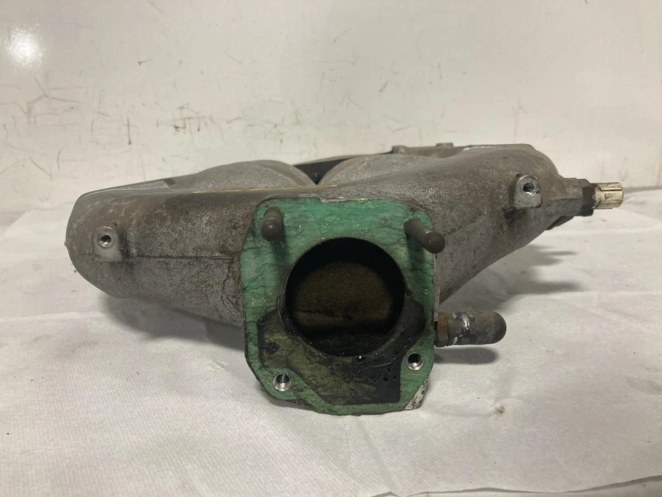 Used Upper Engine Intake Manifold fits: 1998 Honda Accord 3.0L 6 cylinder Grade Foto 3 de 4
