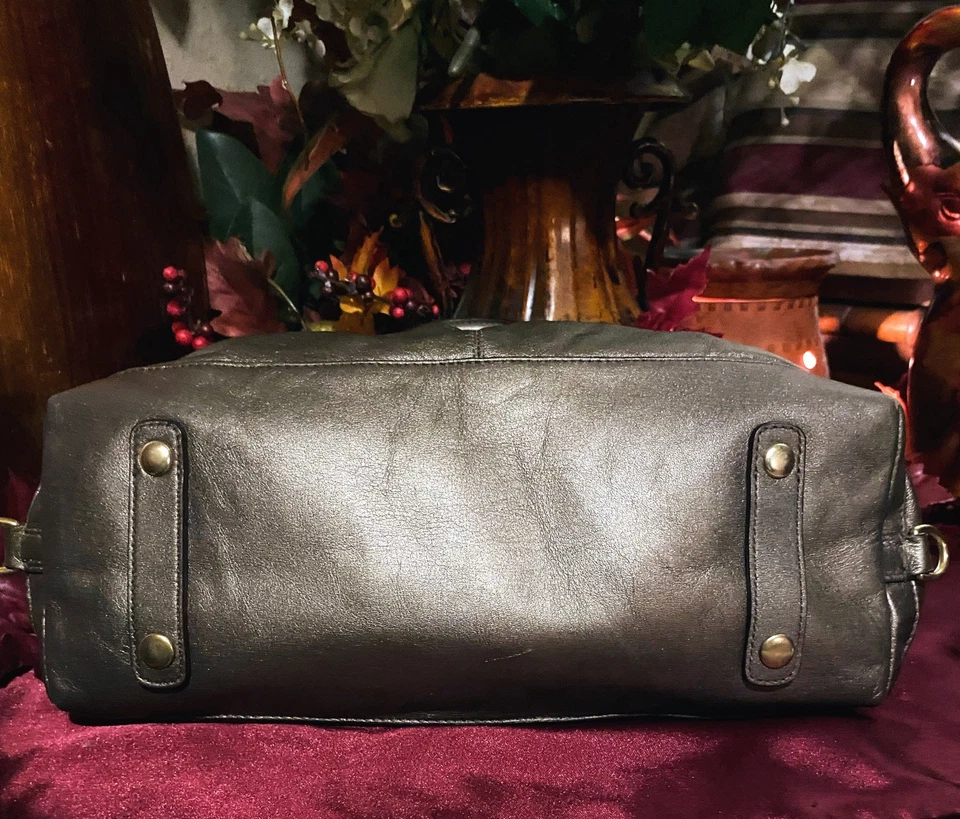 Bolso de Mano Cartera COACH Ashley Perforado Metálico Gris/Plateado Cuero Y2K Foto 4 de 4