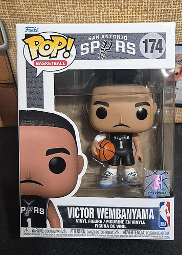 Funko Pop! VICTOR WEMBANYAMA #174 San Antonio Spurs NBA Vinyl Figure w/PROTECTOR