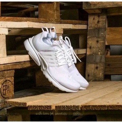 Nike Air Presto 833875-100 White Mesh Running Sneakers Sz 5 YOUTH/ 6.5 WOMEN'S