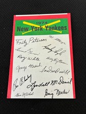 1974 NEW YORK YANKEES TOPPS "ERROR MISCUT" TEAM CHECKLIST BASEBALL CARD