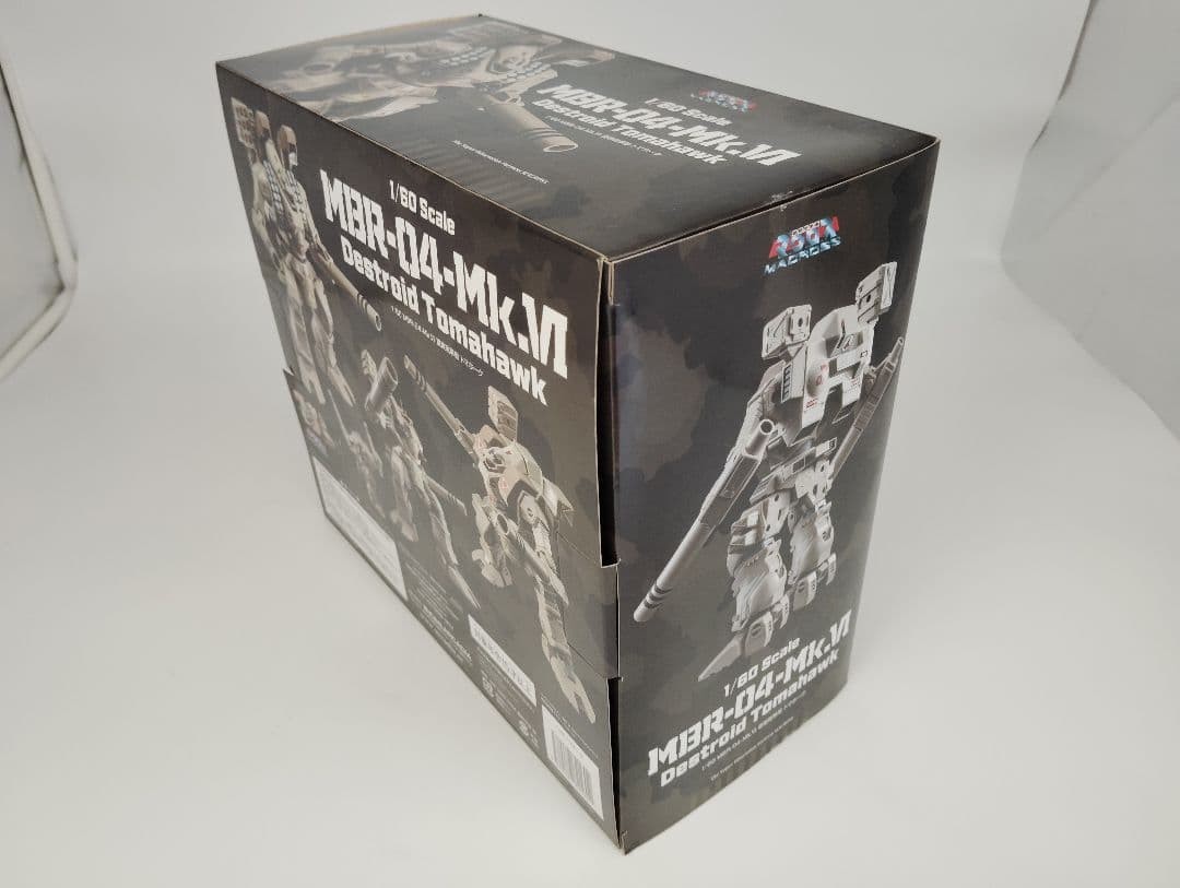 Arcadia Macross Destroid Tomahawk MBR-04 Mk IV 1/60 Scale Painted
